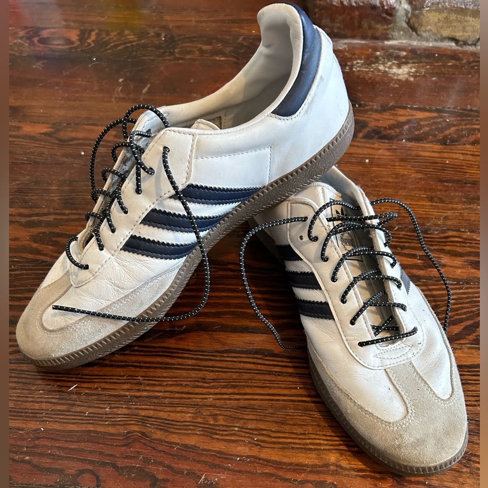 Adidas Sambas